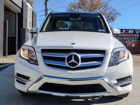 Used 2014 Mercedes-Benz GLK 350 4MATIC w/ Premium 1 Package image 2