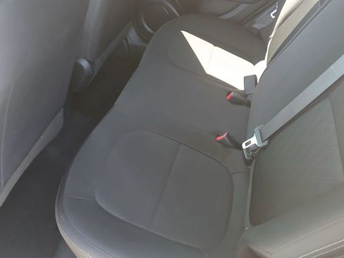 Used 2018 Kia Soul FWD image 16
