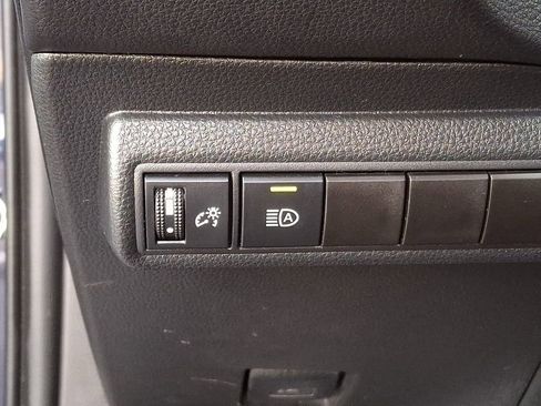 Used 2023 Toyota Corolla LE image 22