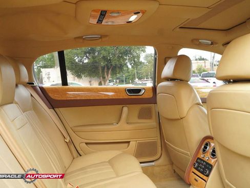 Used 2006 Bentley Flying Spur Flying Spur AWD/4WD image 40
