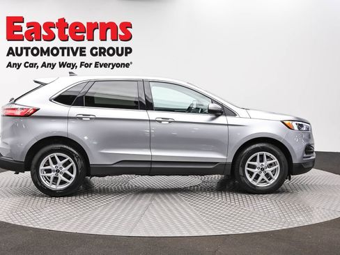Used 2024 Ford Edge SEL image 4