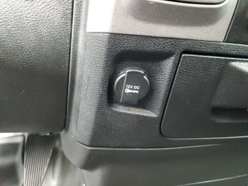 Used 2018 RAM 1500 Express RWD image 16