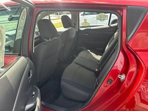 Used 2015 Nissan Leaf S w/ Charge Package FWD image 11