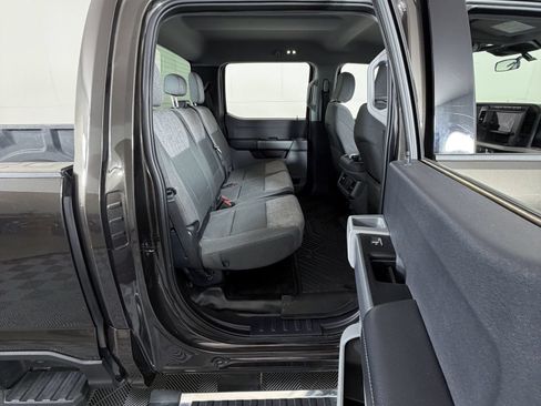 Used 2024 Ford F350 XLT w/ FX4 Off-Road Package AWD/4WD image 5