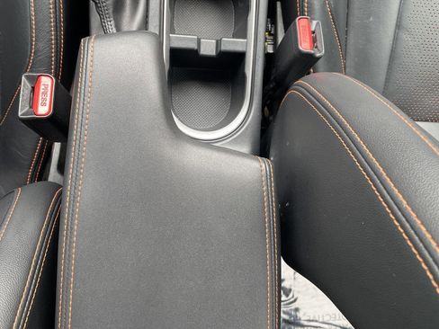 Certified 2022 Subaru Crosstrek 2.5i Limited w/ Moonroof Package 2 AWD/4WD image 10