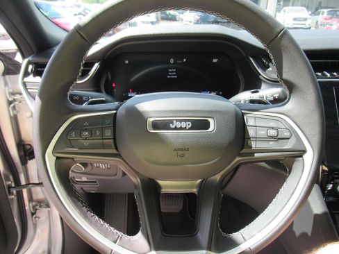 New 2026 Jeep Grand Cherokee Laredo w/ MOPAR Finishing Package RWD image 20