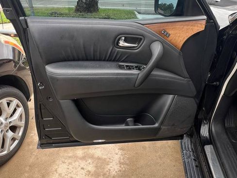 Used 2012 INFINITI QX56 2WD w/ Theater Pkg image 12