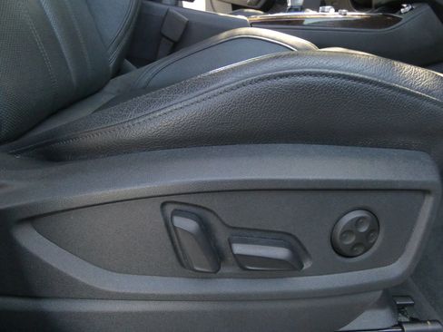 Used 2019 Audi Q5 2.0T Premium Plus w/ Premium Plus Package image 29