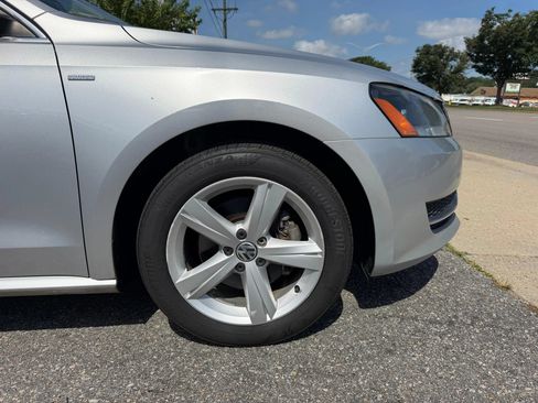Used 2014 Volkswagen Passat 1.8T Wolfsburg Edition FWD image 18