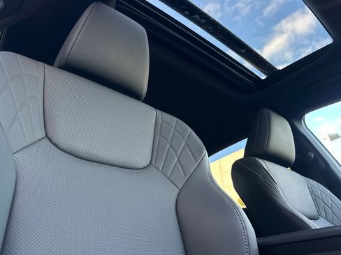 Certified 2025 Lexus RX 350h image 21