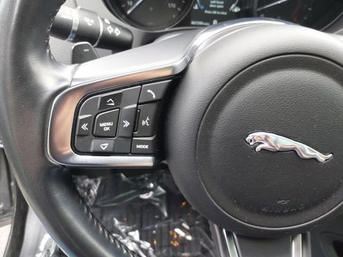 Used 2018 Jaguar F-PACE Prestige AWD/4WD image 7
