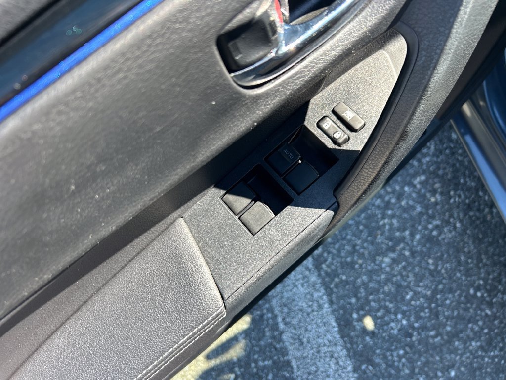 Used 2017 Toyota Corolla XSE w/ Carpet Mat Package (TMS) FWD image 12