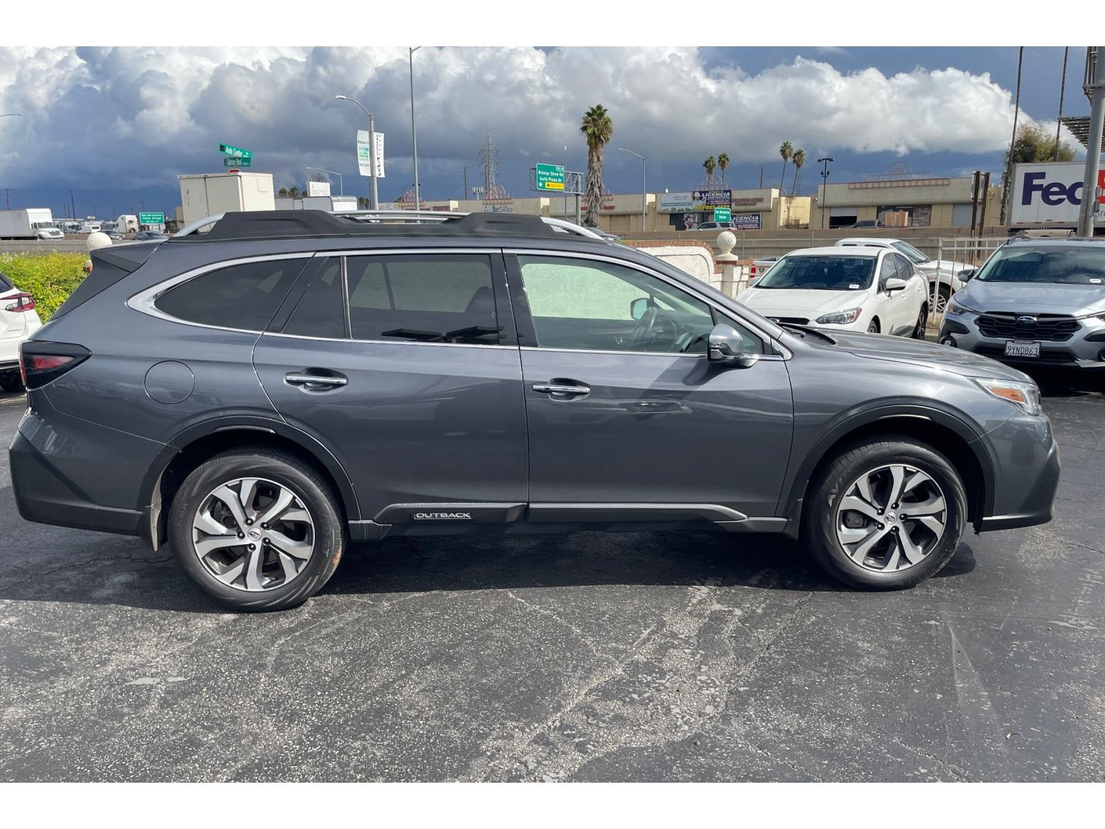 Used 2021 Subaru Outback Touring XT AWD/4WD image 7