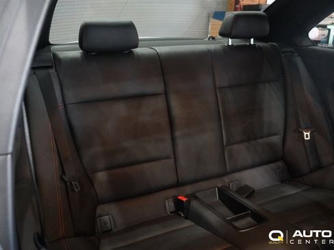 Used 2011 BMW 1 Series M image 38