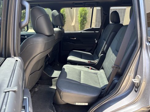Certified 2025 Lexus GX 550 w/ Accessory Package (2T) AWD/4WD image 31