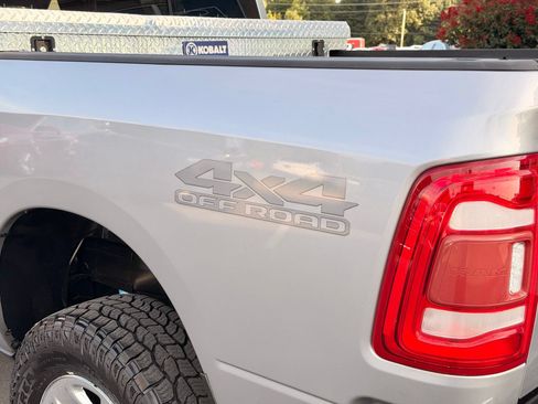Used 2019 RAM 2500 Tradesman w/ Safety Group AWD/4WD image 16