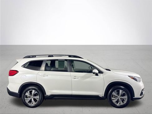 Certified 2022 Subaru Ascent Premium w/ Convenience Package image 6