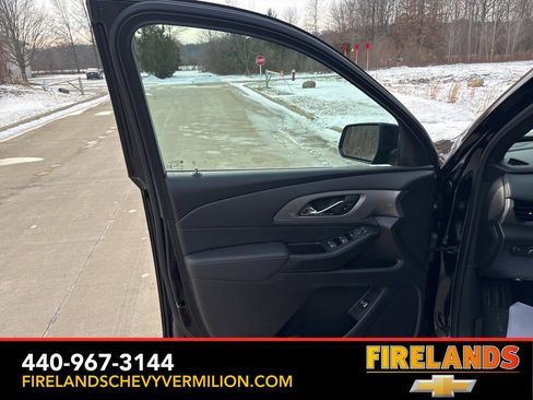 Certified 2023 Chevrolet Traverse LT w/ Midnight/Sport Edition image 13