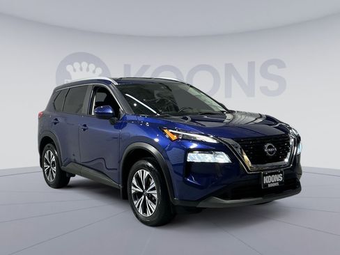 Used 2023 Nissan Rogue SV w/ SV Premium B Package image 18