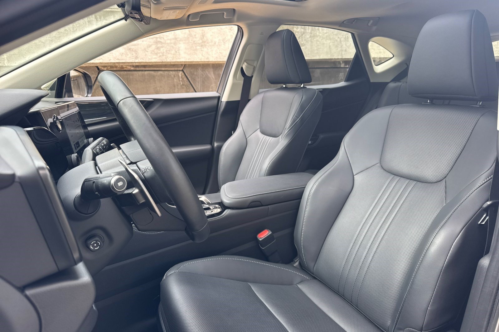 Used 2024 Lexus NX 350h AWD image 5