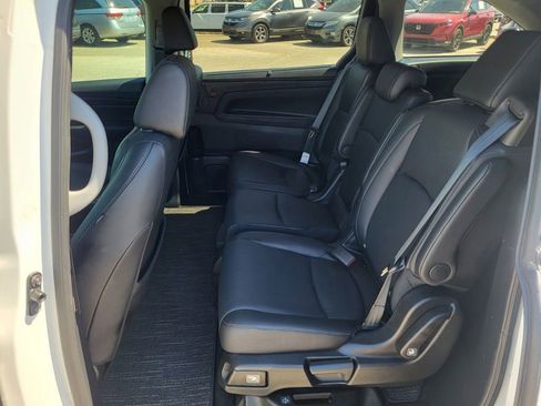 Used 2024 Honda Odyssey EX-L image 15