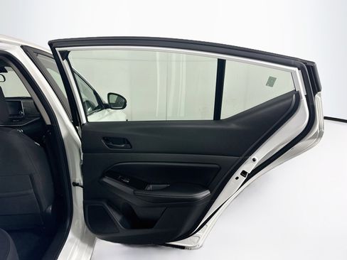 Used 2023 Nissan Altima 2.5 SV FWD image 27