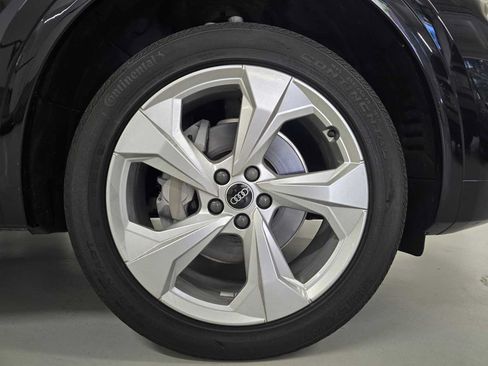 Used 2023 Audi Q5 2.0T Premium Plus w/ Premium Plus Package AWD/4WD image 9