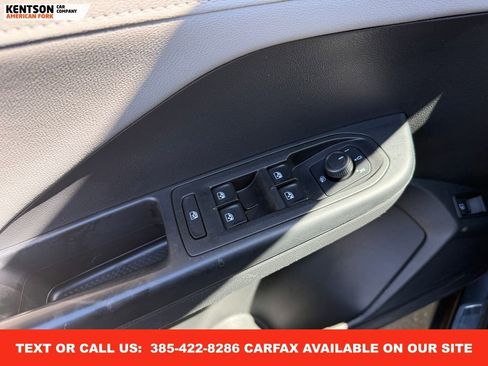 Used 2023 Volkswagen Taos SEL image 22