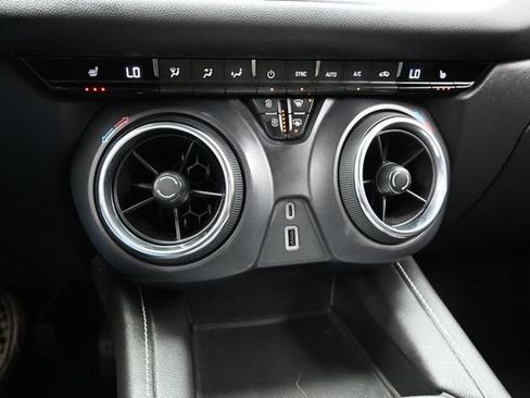 Used 2023 Chevrolet Blazer LT AWD/4WD image 47