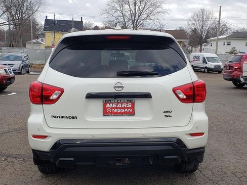 Used 2019 Nissan Pathfinder SL w/ Rock Creek Edition image 5