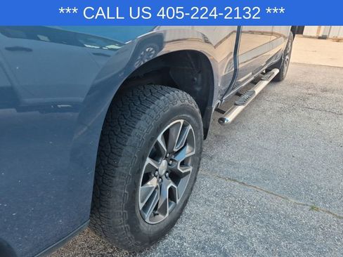 Used 2024 Chevrolet Silverado 1500 LT w/ Z71 Off-Road Package AWD/4WD image 14