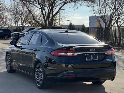 Used 2018 Ford Fusion Titanium image 7