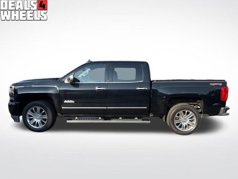 Used 2017 Chevrolet Silverado 1500 High Country AWD/4WD image 2