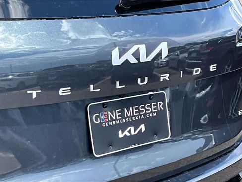 Certified 2024 Kia Telluride SX Prestige X-Line AWD/4WD image 33