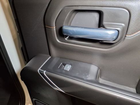 Used 2022 GMC Sierra 1500 AT4 image 24