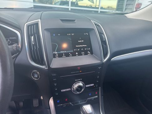 Used 2018 Ford Edge Titanium w/ Equipment Group 301A image 14