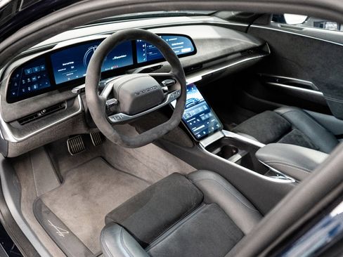 Used 2024 Lucid Air Sapphire image 19