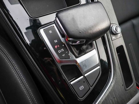 Used 2024 Audi A4 2.0T Premium image 24