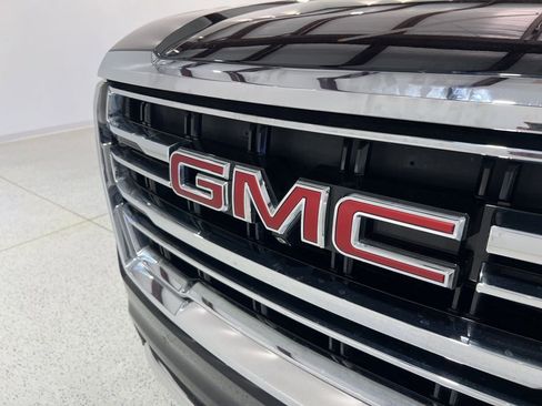 Used 2024 GMC Yukon XL SLT w/ SLT Luxury Package AWD/4WD image 28