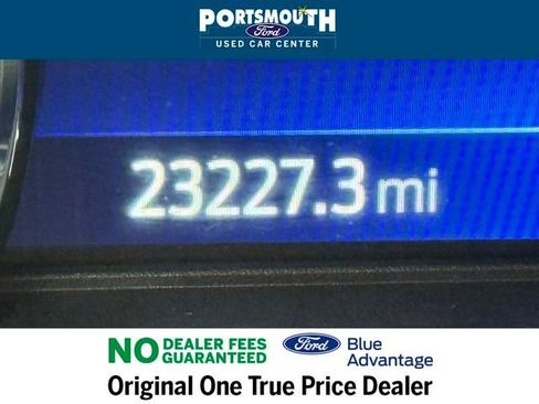 Certified 2022 Ford Explorer XLT w/ Equipment Group 202A image 21