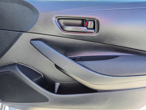 Used 2024 Toyota Corolla LE image 27