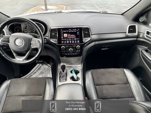Used 2020 Jeep Grand Cherokee Altitude image 11