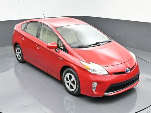 Used 2013 Toyota Prius Two image 25