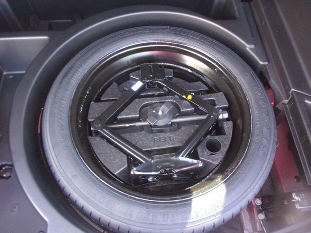 Used 2024 Chevrolet Blazer LT AWD/4WD image 29