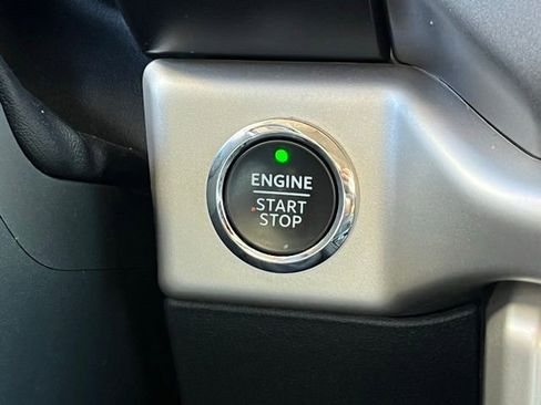 Used 2022 Ford Expedition XLT AWD/4WD image 22