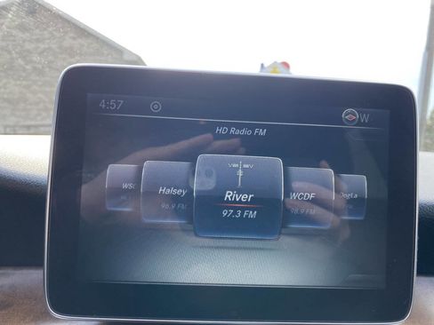 Used 2016 Mercedes-Benz GLA 250 4MATIC image 30