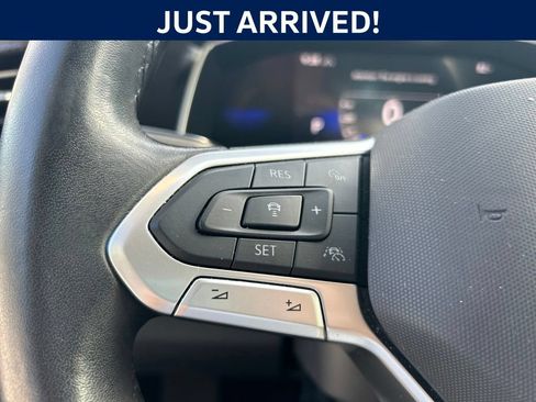 Certified 2023 Volkswagen Jetta SE FWD image 12