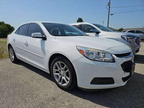 Used 2016 Chevrolet Malibu LT w/ Power Convenience Package FWD image 1