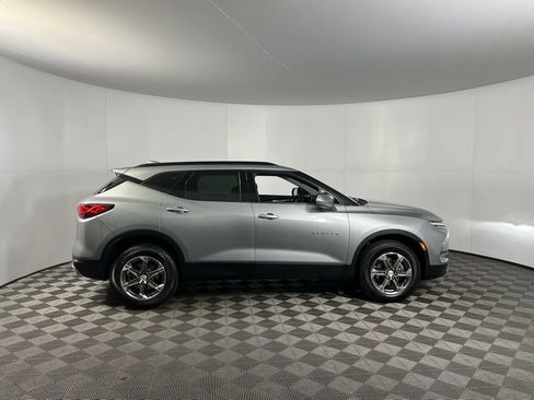 Used 2024 Chevrolet Blazer LT w/ Convenience Package image 3