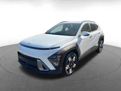 Used 2025 Hyundai Kona SEL image 5